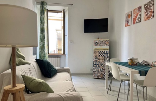 Tor di Quinto Apartment | Serene apartment with AC in charming Roma