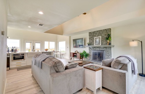Burnet House | Tranquil Burnet Escape with Breathtaking Buchanan Lake Views