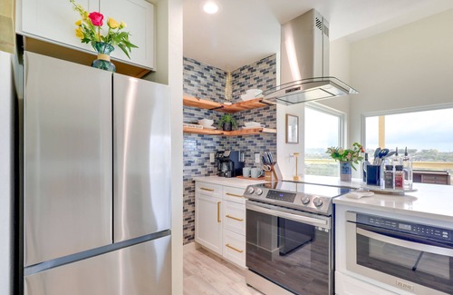 Burnet House | Tranquil Burnet Escape with Breathtaking Buchanan Lake Views