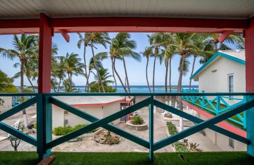 De Bruynewijk Hotel | Beachfront Retreat: Serene by the Sea with Ocean Views