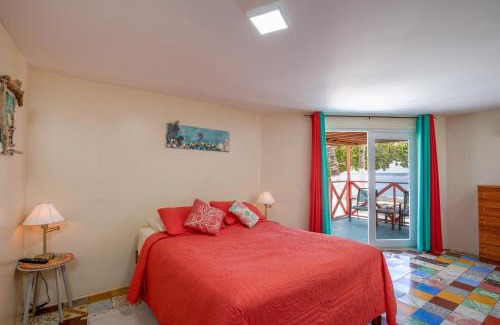 De Bruynewijk Hotel | Beachfront Retreat: Serene by the Sea with Ocean Views