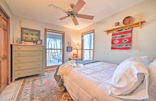 Fayetteville House | Tranquil Riverfront Cabin with Family-Friendly Amenities