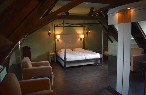 Municipality of Kerkrade House | Serene Castle Retreat with Historic Ambiance | Garden Views Near GaiaZOO
