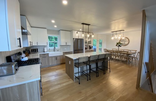 Windham House | Catskill Vineyard Hideaway: Windham's Cozy Retreat with Hot Tub