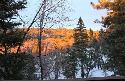 Arrowbear Lake Cabin | Peaceful Cabin Retreat in Arrowbear - Guest Rated 9.8