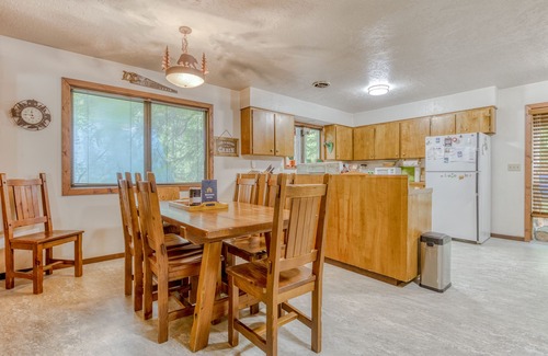 Rhododendron Cabin | Idyllic Riverfront Cottage with Firepit and Pool Access
