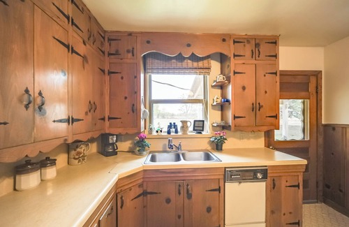 Fredericksburg House | Idyllic Country Retreat: 10/10 Guest Rated & Pet Friendly