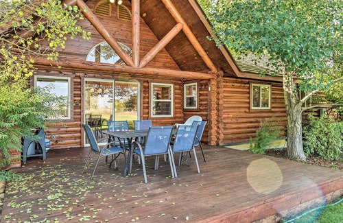 Driggs Cottage | Pet-Friendly Driggs Cabin - 10 Mi to Grand Targhee!