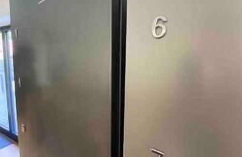 Barnhill Apartment | Cozy En-Suite Room Near Wembley Stadium with Breakfast