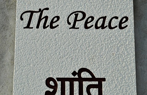 Jaipur District Villa | Relaxing Retreat with Lush Gardens and Poolside Bliss