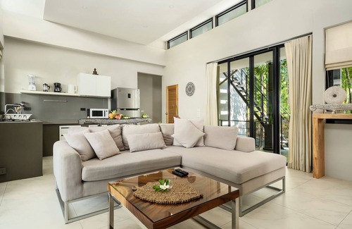 Ko Pha-ngan Villa | Serene Escape at Asia Blue Villa One - Your Luxurious 3-Bed Villa Retreat Awaits