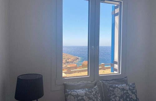Batsi Villa | Serene Escape in Andros: Stunning Sea Views Await You!