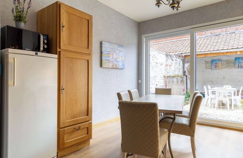 Ieper House | Serene Getaway in Ieper with Views
