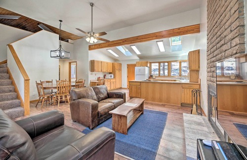 Greer Cabin | Tranquil Greer Cabin with Grill & Spa: 12 Mi to Skiing