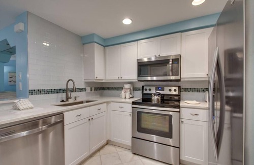 Gulf Pines Condo | Relaxing Gulf Views: 1-Bedroom Condo with Full Amenities