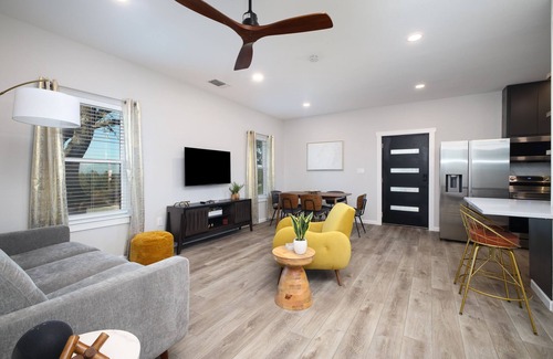 Spring Branch House | Tranquil Hill Country Casita with Scenic Views & Patio