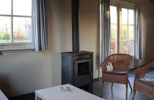 Lage Zwaluwe House | Serene Holiday Home in Lage Zwaluwe with Terrace