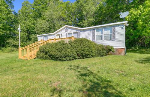 Burks Fork House | Tranquil Retreat Near Blue Ridge Parkway with Family Appeal