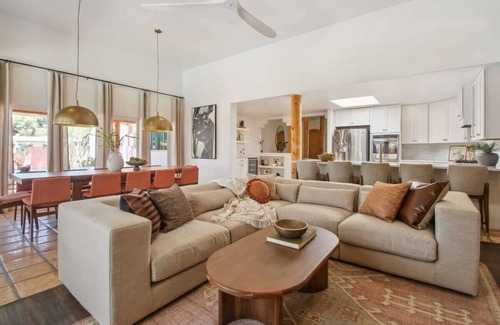 Paradise Gardens House | Tranquil Retreat with Heated Pool and Ocean Views