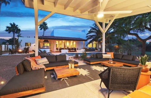Paradise Gardens House | Tranquil Retreat with Heated Pool and Ocean Views