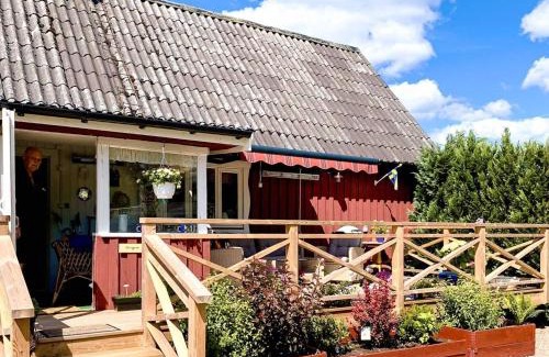 Vittsjo House | Serene Lakehouse with Rowing Boat