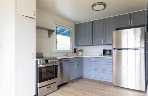 Lanikai House | Stunning Oceanfront Lanikai Home with Amazing Amenities