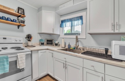 Cheboygan Cottage | Tranquil Long Lake Cottage with Pool and Scenic Views