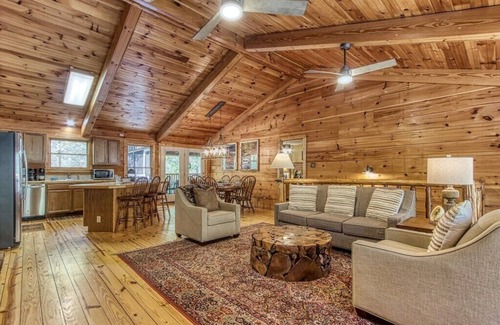 Townsend Cabin | Serene 4BR Oasis with Game Room, Hot Tub & Pool Table