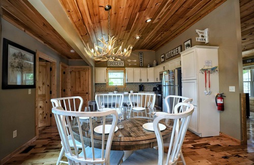 Chalet Village North Cabin | Experience Heaven's Escape: Scenic Cabin with Hot Tub