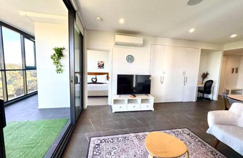 Wentworth Point Apartment | Family-Friendly Parkside Retreat Near Olympic Park