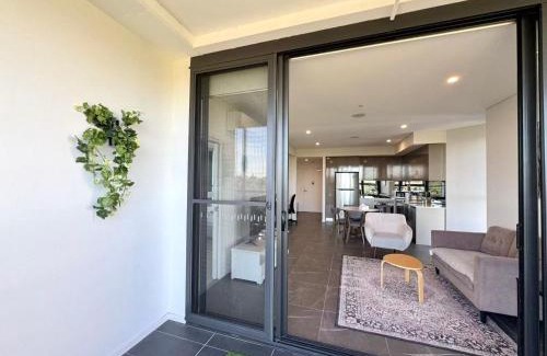 Wentworth Point Apartment | Family-Friendly Parkside Retreat Near Olympic Park