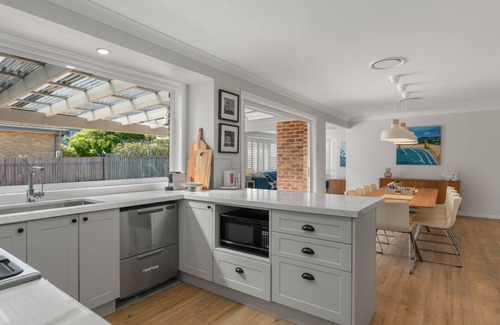Culburra Beach House | Relaxing Pet-Friendly Retreat with Pool and Ocean Views