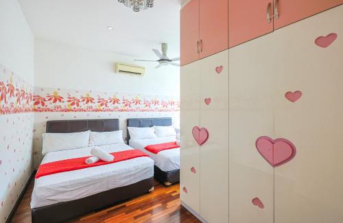 Country Heights Villa | Serene Pool Villa -Luxury Stay with Relaxing Vibes -Clover Home