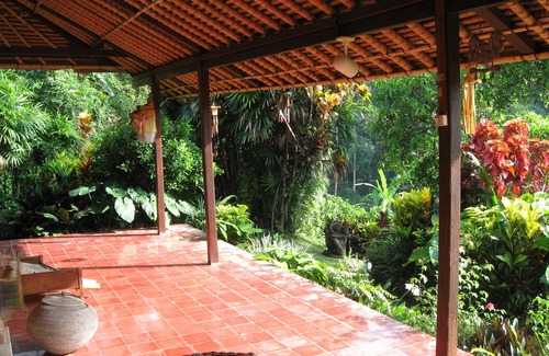Penestanan House | Discover Tranquil "Old Bali" Estate with Pool Near Ubud