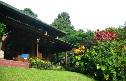 Penestanan House | Discover Tranquil "Old Bali" Estate with Pool Near Ubud