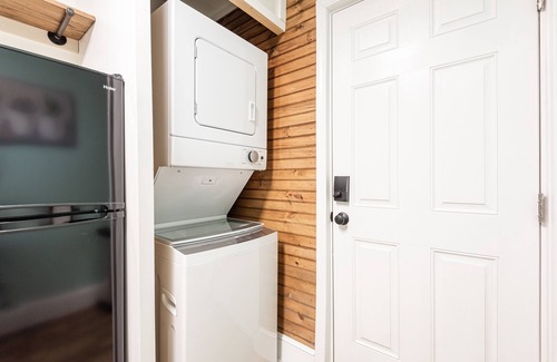 Rock Hill Cottage | Tranquil Cottage Retreat | Pet Friendly & Family Ready