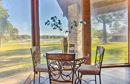 Quinlan House | Serene Quinlan Home w/ Dock on Lake Tawakoni!