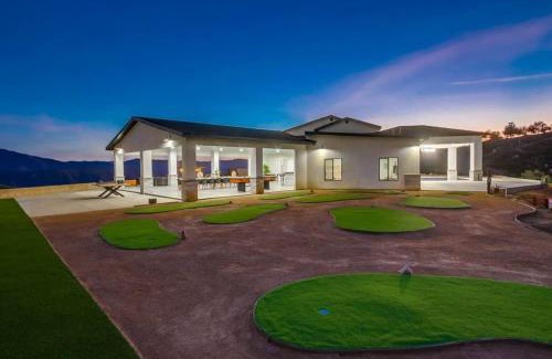 El Cajon House | Family-Friendly Resort with Pool and Pet Amenities