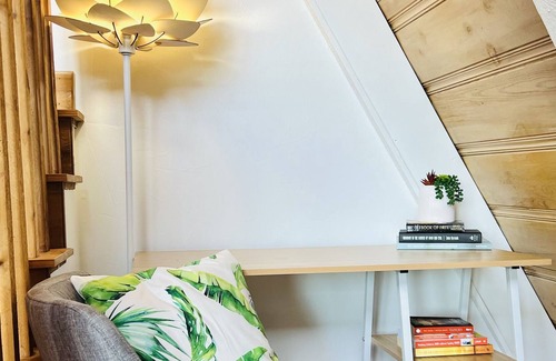 East Tawakoni House | Serene Retreat A-Frame with Lakeview