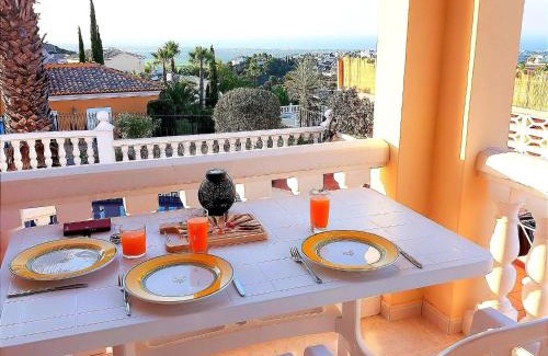 Rafol de Almunia Villa | Family-Friendly Retreat at Belvilla by OYO Casa Palmera