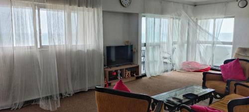 Milagiriya Apartment | Tranquil Sea View Retreat for Families at Serene By Chana