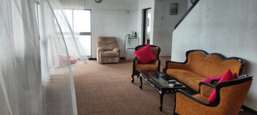 Milagiriya Apartment | Tranquil Sea View Retreat for Families at Serene By Chana