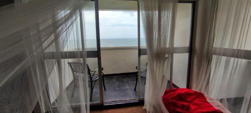 Milagiriya Apartment | Tranquil Sea View Retreat for Families at Serene By Chana