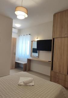 Orne Apartment | Ideal Slow Living House: Guest Rated 10/10 & Child Friendly