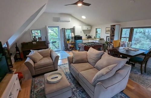 Schuylerville Apartment | Tranquil Studio Retreat Near Downtown with Breakfast Included