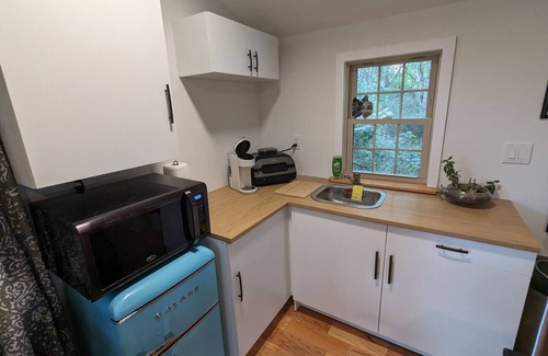 Schuylerville Apartment | Tranquil Studio Retreat Near Downtown with Breakfast Included