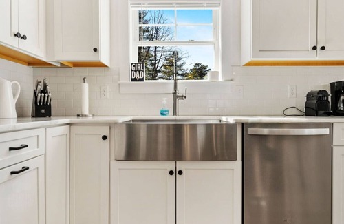 Old Orchard Beach House | Serene & Stylish Seaview Home