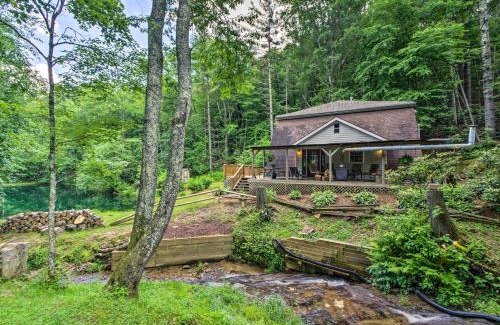 Todd House | Tranquil Todd Getaway with Private Pond & Creek Views