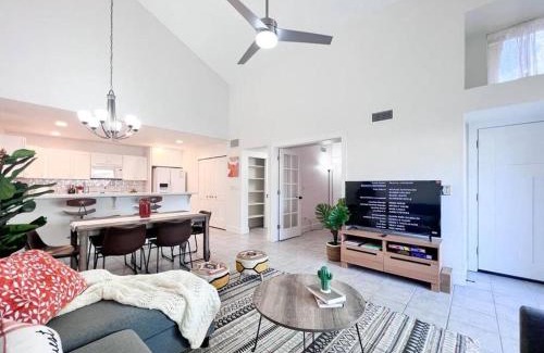 Old West Manor II House | Pet-Friendly Retreat in Chandler with Inviting Pool