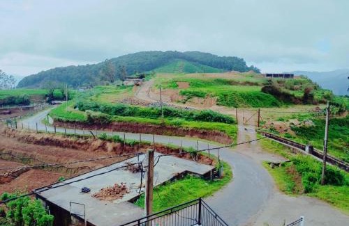 Ambewella House | Budget-Friendly Serene View Guest House for Families